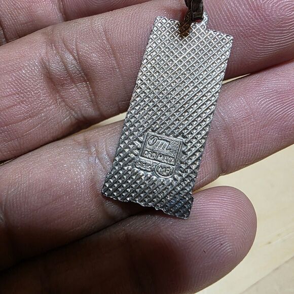 ORO MAYA 925 STERLING SILVER CARTOUCHE PENDANT WITH GOLD PLATING WEIGHS 5 GRAMS - Picture 4 of 6